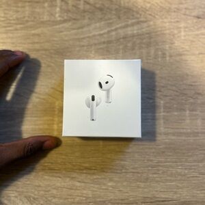 Apple AirPod's Generation 3